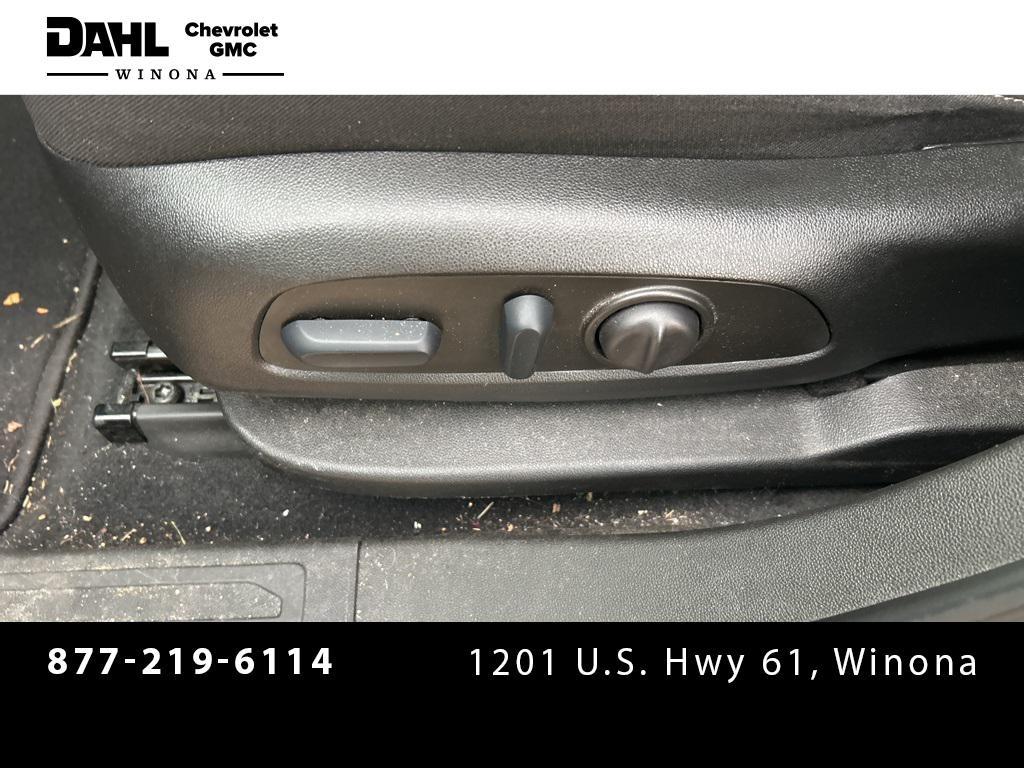 used 2023 GMC Acadia car, priced at $25,900