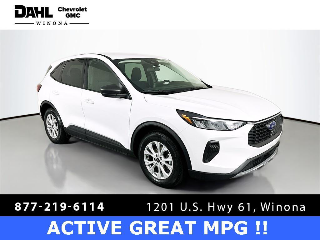 used 2025 Ford Escape car, priced at $22,900