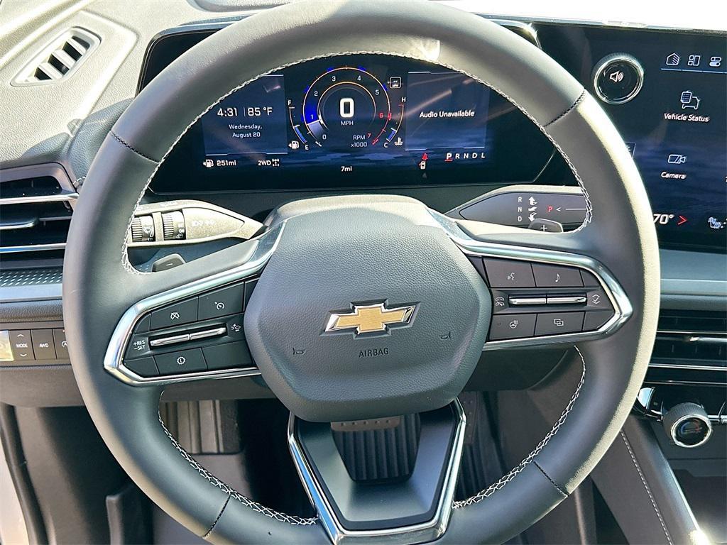 new 2026 Chevrolet Traverse car, priced at $43,950