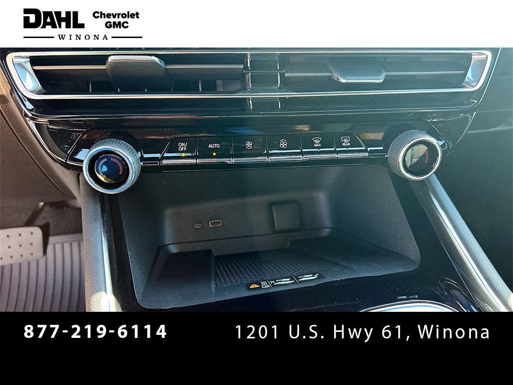new 2026 Chevrolet Traverse car, priced at $44,600