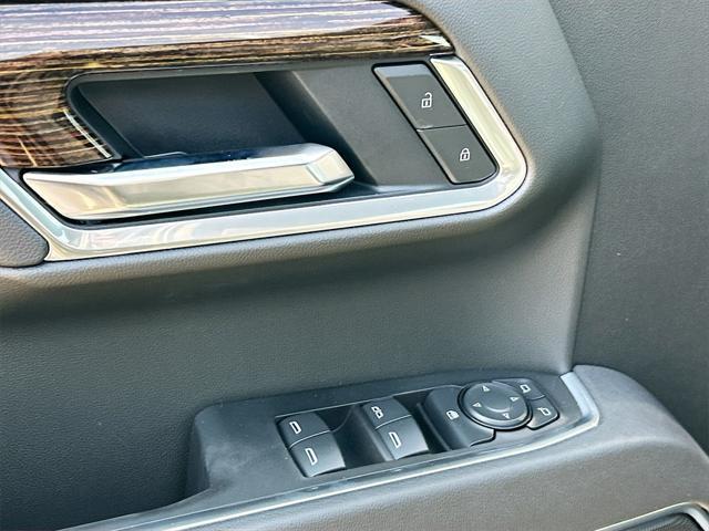 new 2025 GMC Sierra 1500 car, priced at $60,000