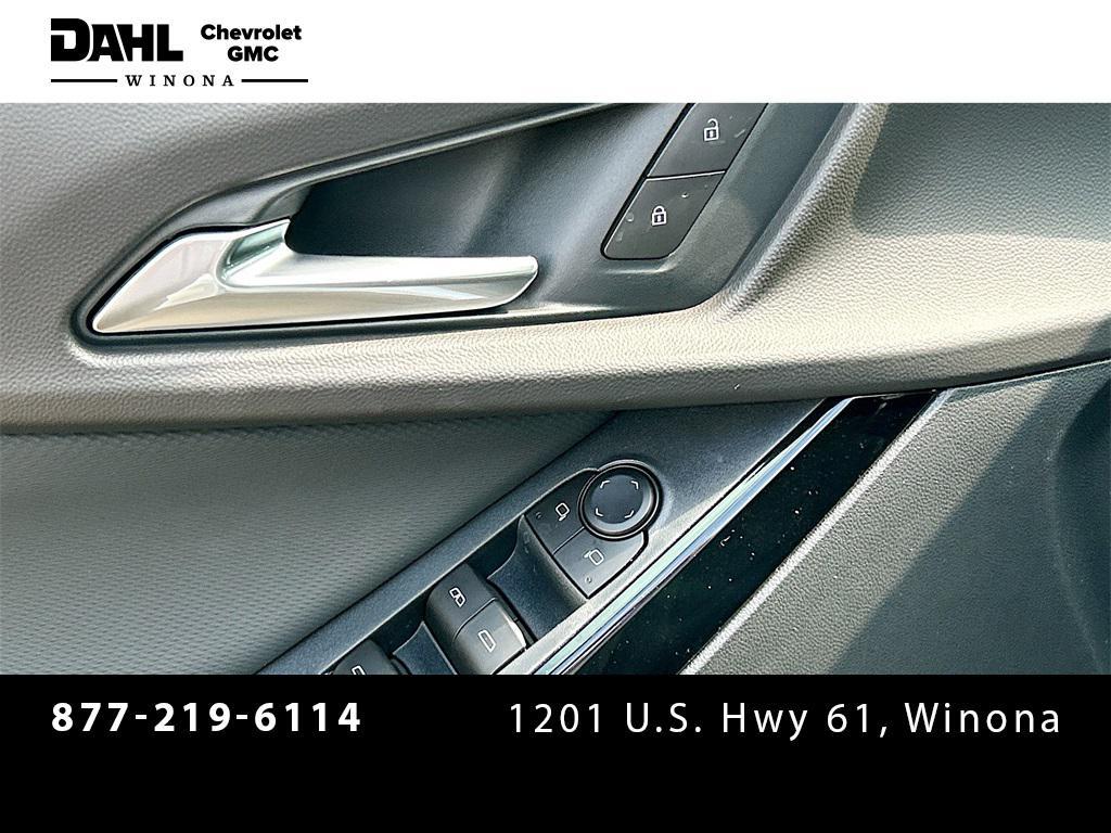new 2026 Chevrolet Equinox car, priced at $33,880