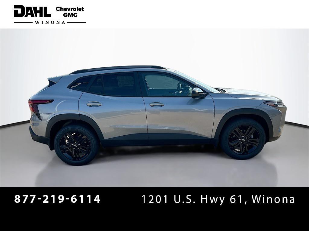 new 2025 Chevrolet Trax car, priced at $25,310