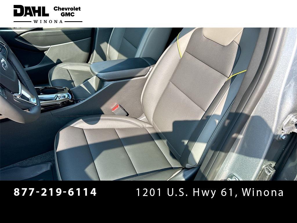 new 2025 Chevrolet Trax car, priced at $25,310