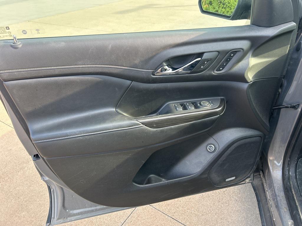 used 2019 GMC Acadia car, priced at $18,900