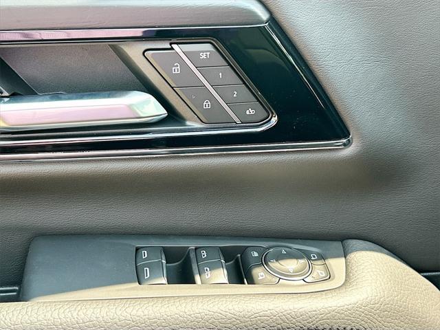 new 2025 GMC Yukon XL car, priced at $100,000