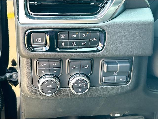 new 2025 GMC Yukon XL car, priced at $100,000