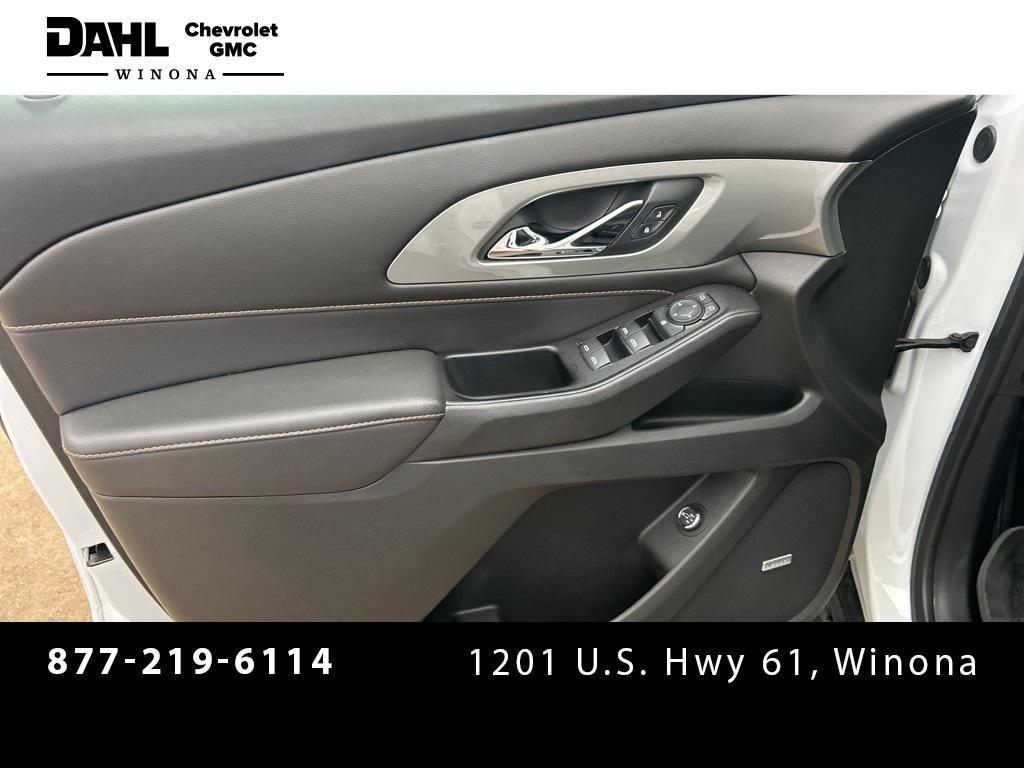 used 2020 Chevrolet Traverse car, priced at $27,400