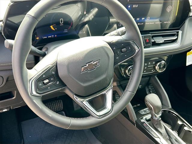 new 2025 Chevrolet TrailBlazer car, priced at $32,200