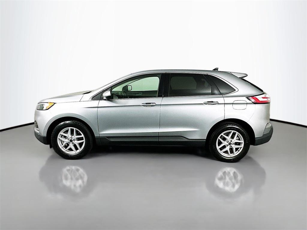 used 2024 Ford Edge car, priced at $24,400