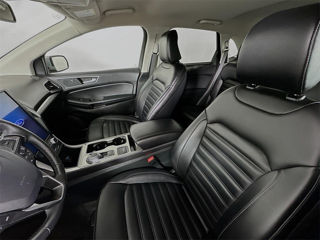 used 2024 Ford Edge car, priced at $24,400