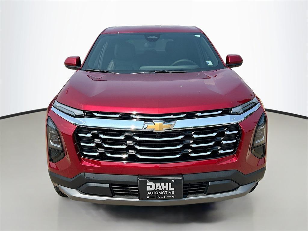 new 2026 Chevrolet Equinox car, priced at $33,330