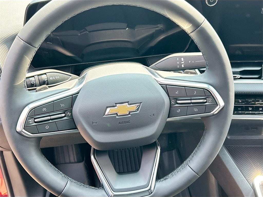 new 2026 Chevrolet Equinox car, priced at $33,330
