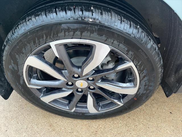 used 2022 Chevrolet Equinox car, priced at $26,400