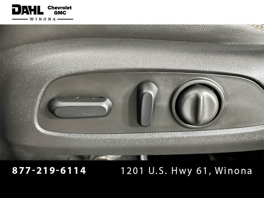 used 2020 Chevrolet Equinox car, priced at $17,900