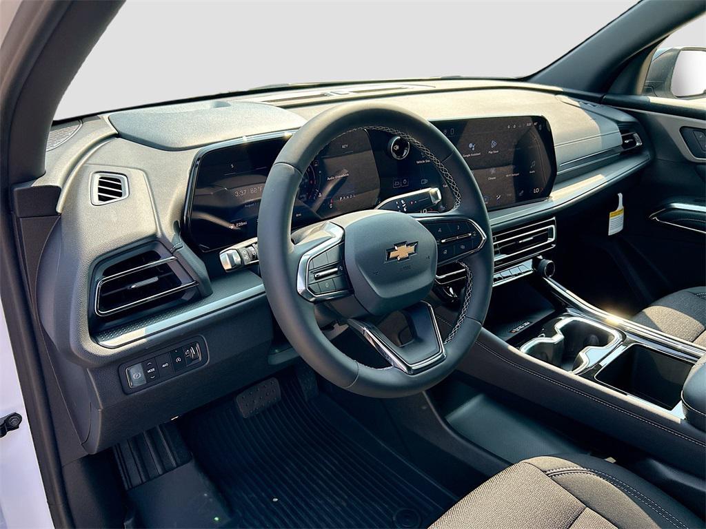new 2026 Chevrolet Traverse car, priced at $44,240