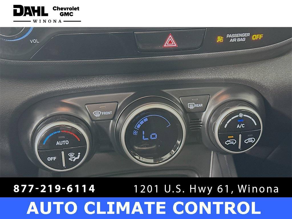 used 2025 Hyundai Venue car, priced at $18,500