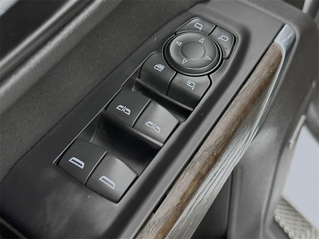 used 2021 GMC Sierra 1500 car, priced at $25,400