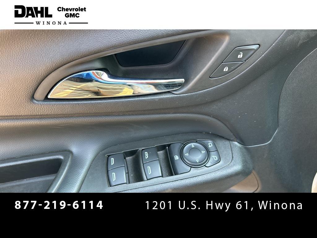 used 2023 Chevrolet Equinox car, priced at $21,900