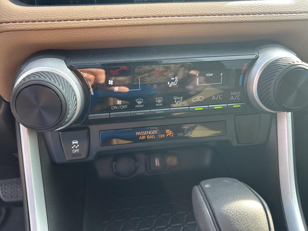 used 2021 Toyota RAV4 car, priced at $24,900