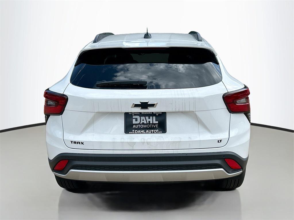 new 2025 Chevrolet Trax car, priced at $24,750