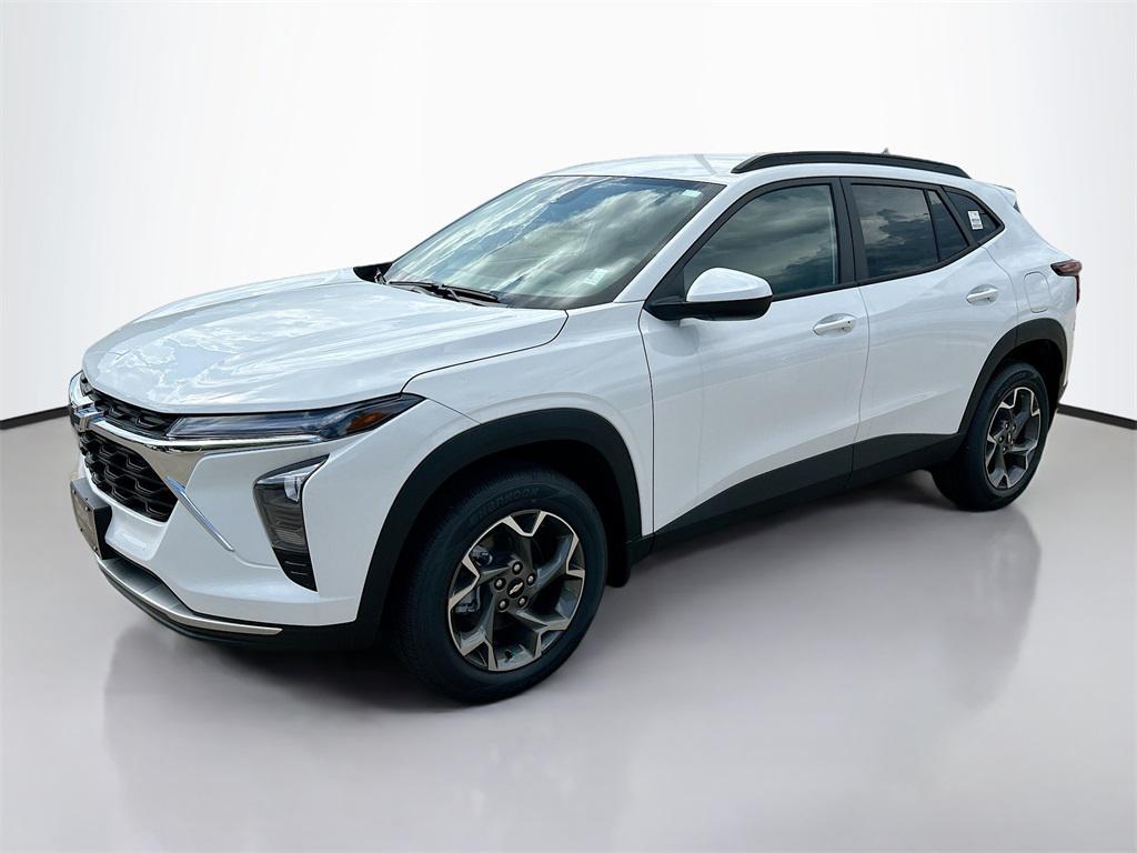 new 2025 Chevrolet Trax car, priced at $24,750