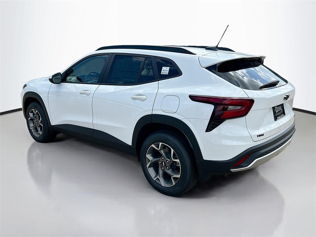 new 2025 Chevrolet Trax car, priced at $24,750