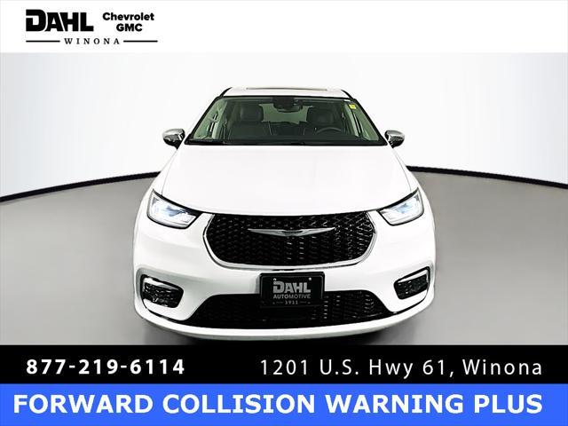 used 2023 Chrysler Pacifica Hybrid car, priced at $29,800