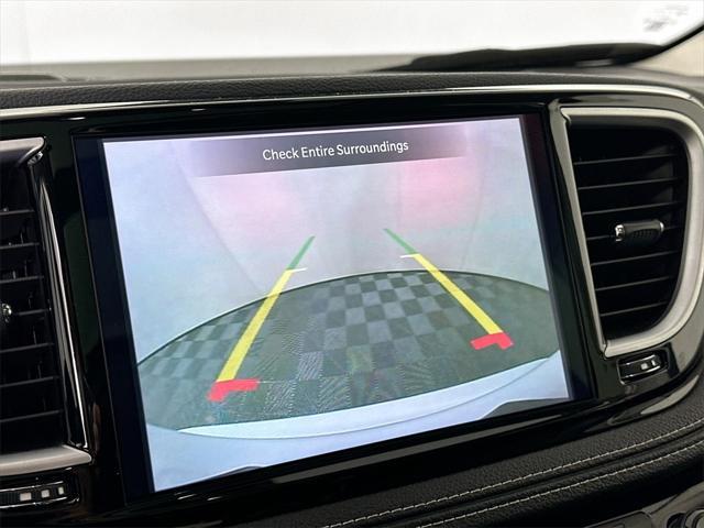 used 2023 Chrysler Pacifica Hybrid car, priced at $29,800