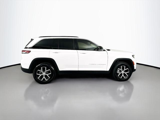 used 2024 Jeep Grand Cherokee car, priced at $39,900