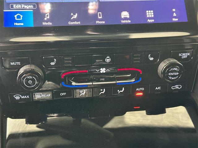 used 2024 Jeep Grand Cherokee car, priced at $39,900