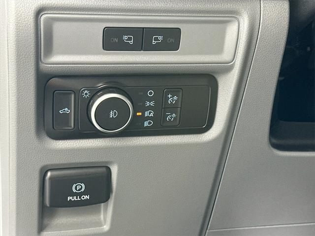 used 2022 Ford F-150 car, priced at $28,400