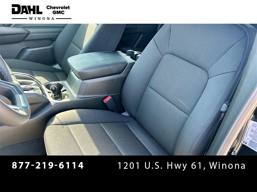 new 2025 GMC Canyon car, priced at $42,335