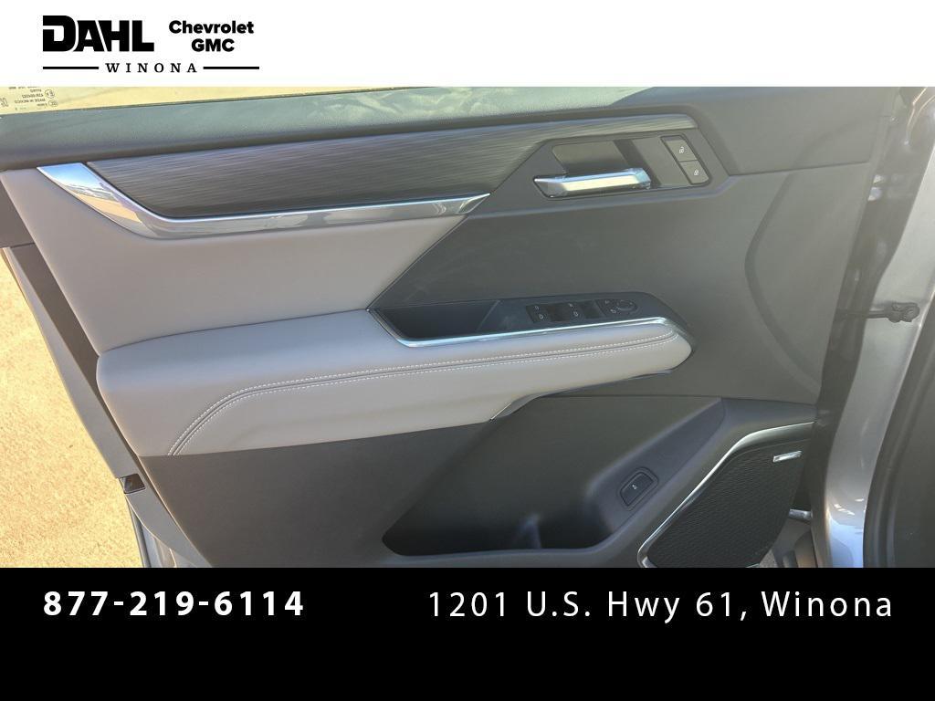 used 2025 GMC Acadia car, priced at $39,900