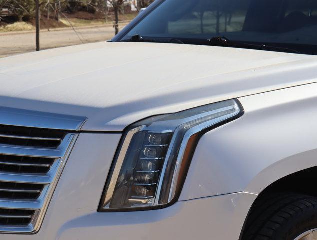 used 2020 Cadillac Escalade ESV car, priced at $37,981