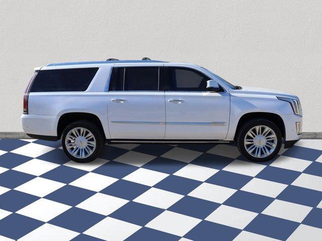 used 2020 Cadillac Escalade ESV car, priced at $37,981