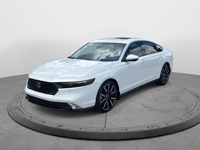 new 2025 Honda Accord Hybrid car, priced at $40,905