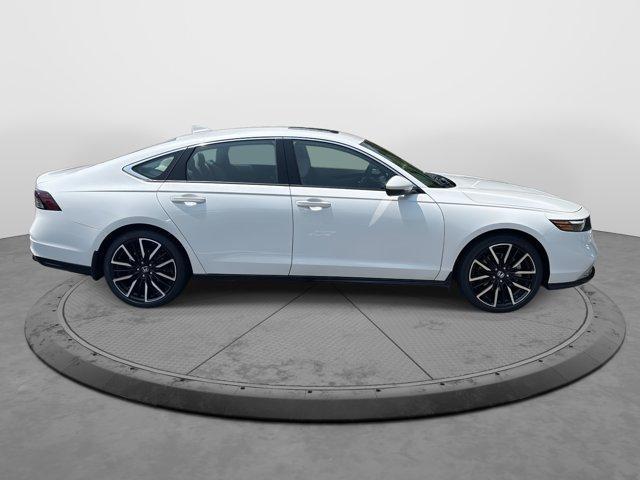 new 2025 Honda Accord Hybrid car, priced at $39,905