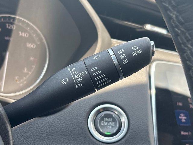 used 2020 Cadillac XT4 car, priced at $24,962