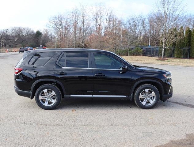 new 2025 Honda Pilot car, priced at $43,895