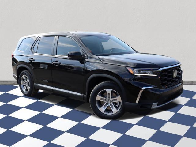 new 2025 Honda Pilot car, priced at $43,895