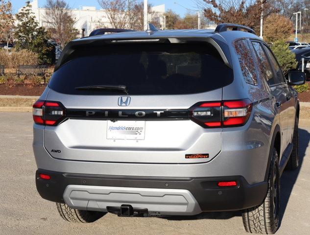 new 2025 Honda Pilot car, priced at $49,795