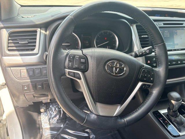 used 2018 Toyota Highlander car, priced at $27,991