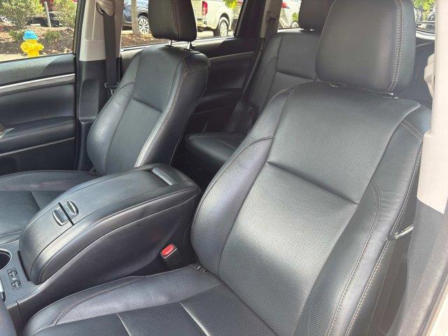 used 2018 Toyota Highlander car, priced at $27,991