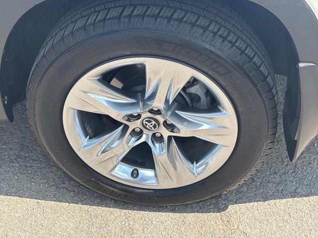 used 2018 Toyota Highlander car, priced at $27,991