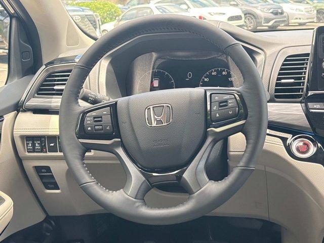 new 2025 Honda Odyssey car, priced at $51,630
