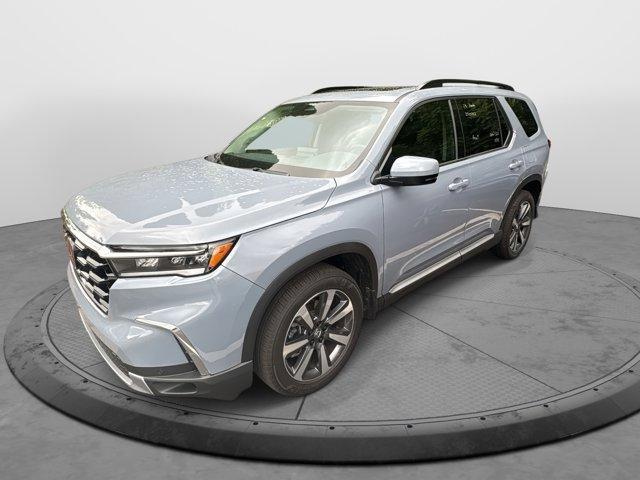 used 2025 Honda Pilot car, priced at $48,158