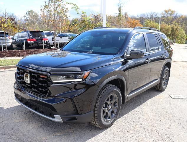 new 2025 Honda Pilot car, priced at $49,795