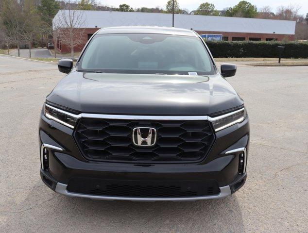 new 2025 Honda Pilot car, priced at $48,250