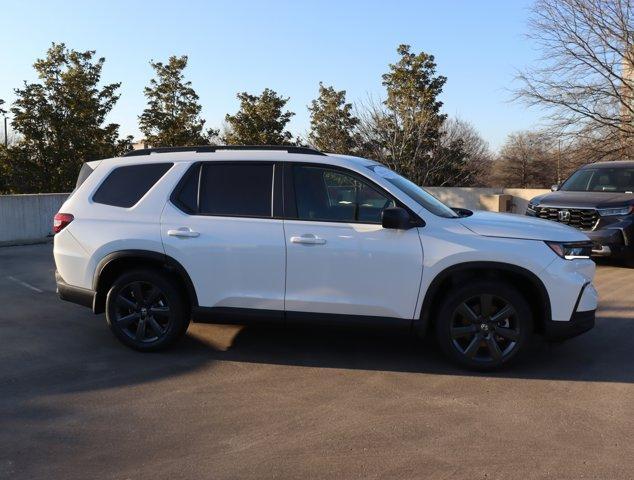 new 2025 Honda Pilot car, priced at $43,205